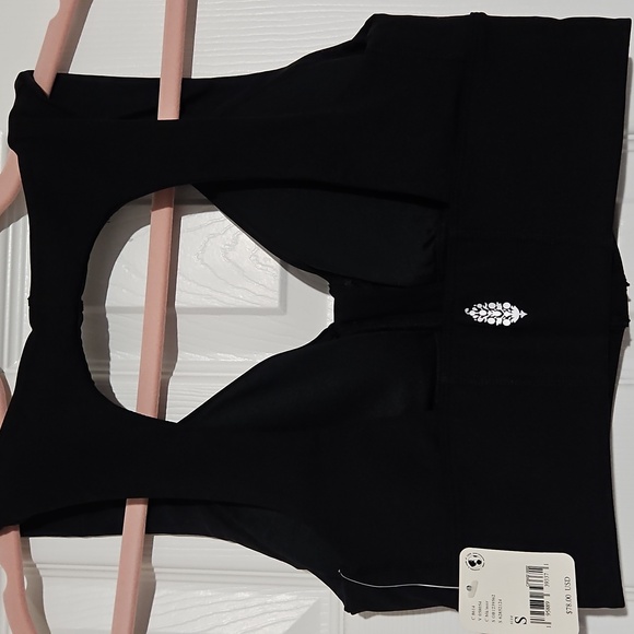 Free People Movement NWT sz.S Black Open back Removable Padding Bra Workout Top - Picture 5 of 13